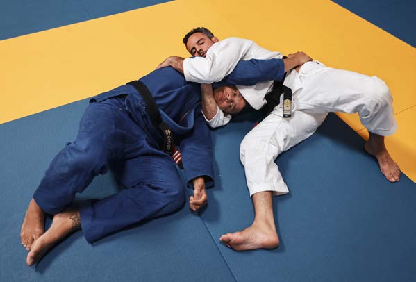 Illegal technique 070